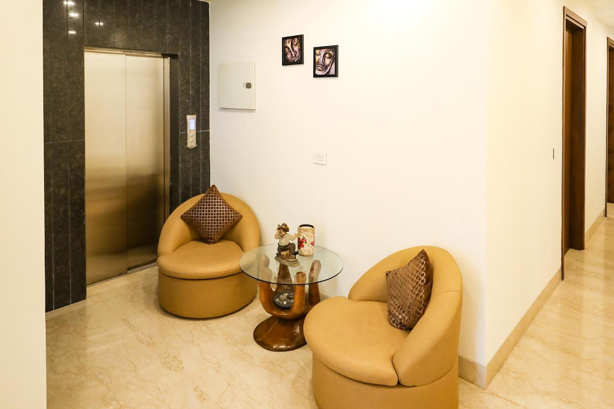 Fabhotel La Paz Stay B&B نيودلهي المظهر الخارجي الصورة