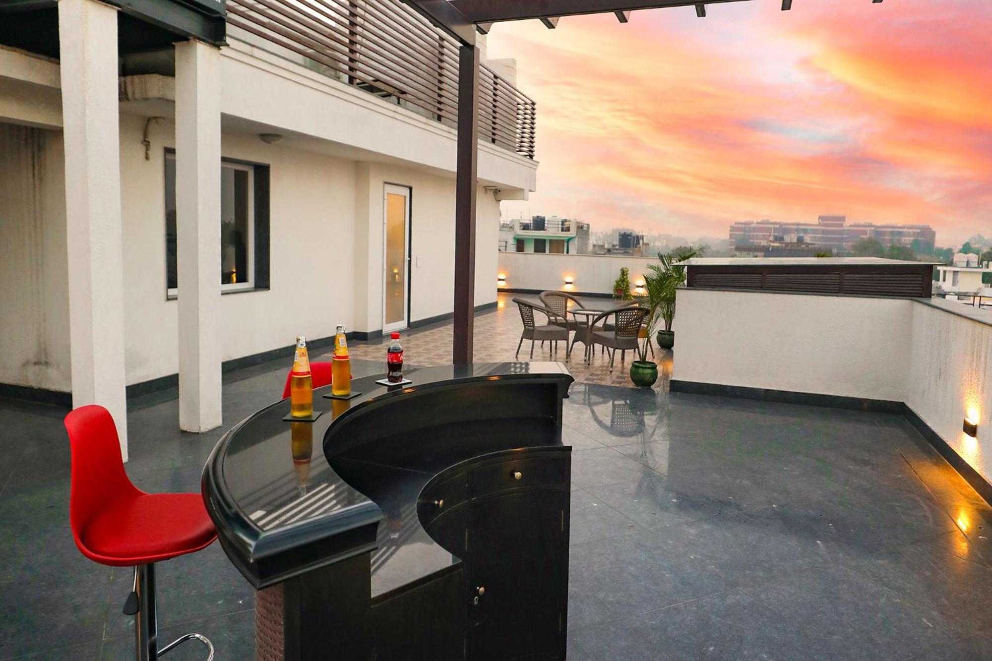 Fabhotel La Paz Stay B&B نيودلهي المظهر الخارجي الصورة
