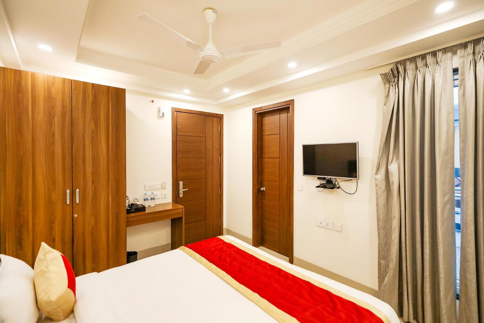 Fabhotel La Paz Stay B&B نيودلهي المظهر الخارجي الصورة
